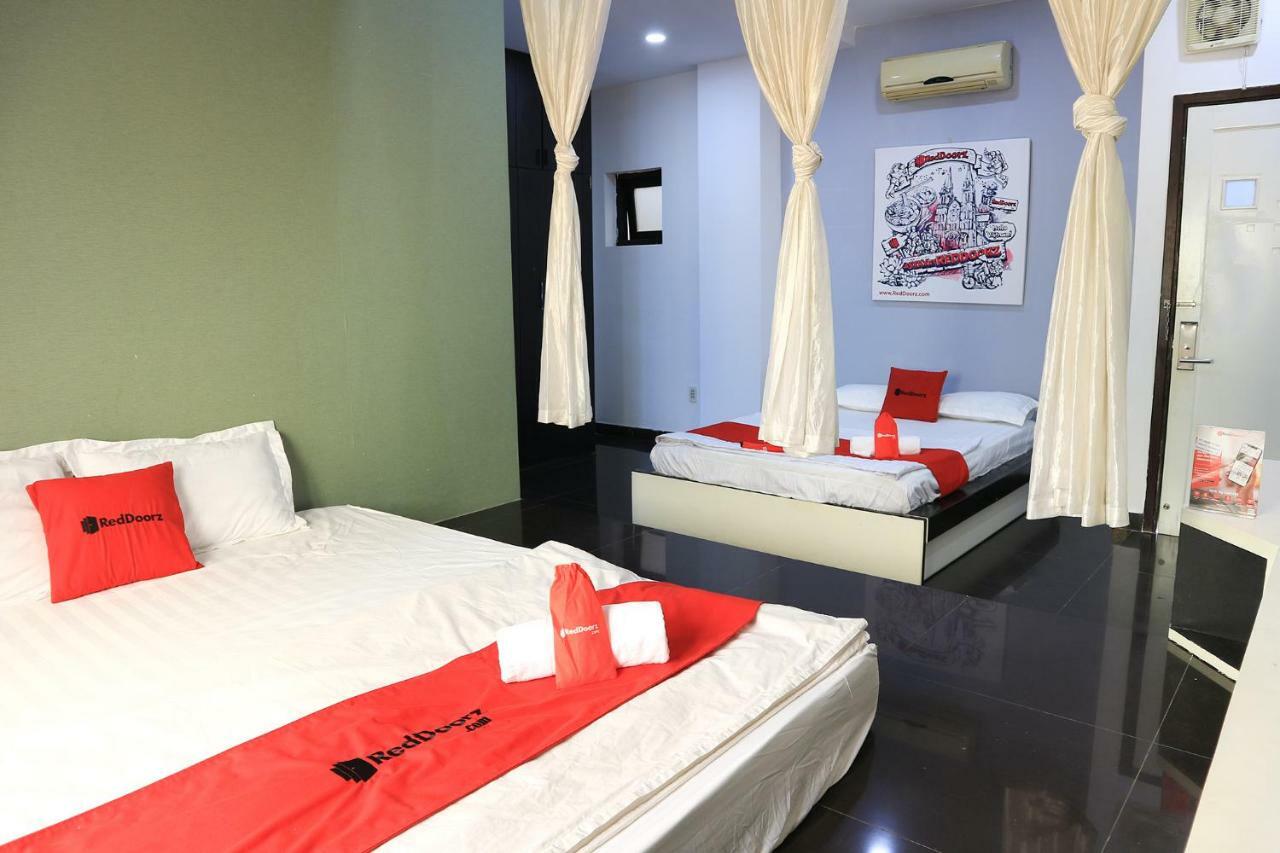 Reddoorz Near Gia Dinh International Hospital Hotel Ho Chi Minh City Exterior photo